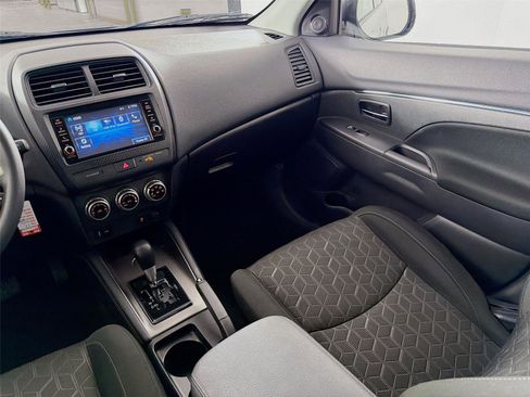 Used 2022 Mitsubishi Outlander Sport ES image 22