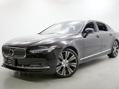 Certified 2023 Volvo S90 B6 Ultimate w/ Lounge Package image 2