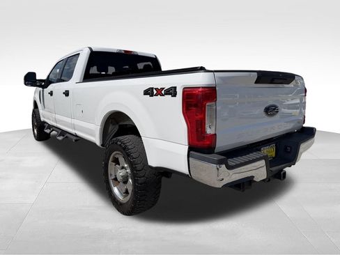 Used 2017 Ford F350 XLT w/ Camper Package AWD/4WD image 3