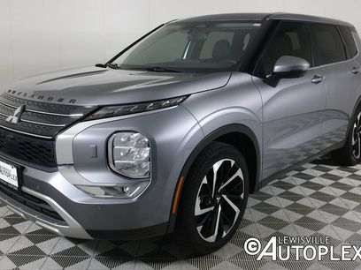 Used 2024 Mitsubishi Outlander SE