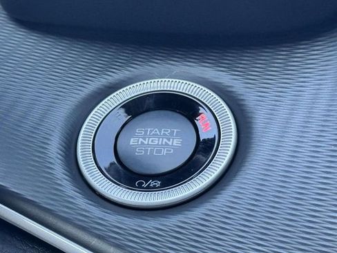 New 2025 Jeep Grand Cherokee Laredo w/ Luxury Tech Group I AWD/4WD image 7