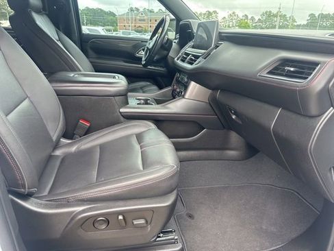 Used 2022 Chevrolet Tahoe RST w/ Sport Performance Package RWD image 10