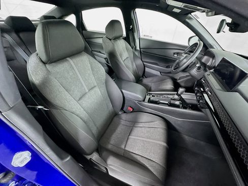 Used 2025 Honda Accord Sport image 30