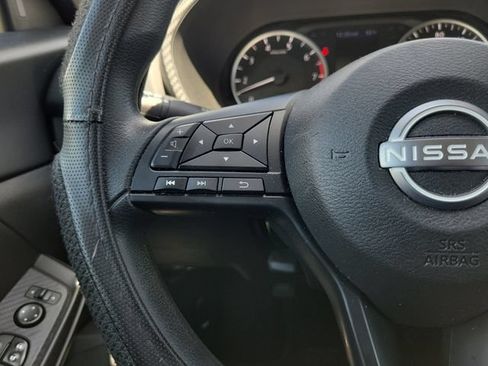 Used 2024 Nissan Sentra S FWD image 17