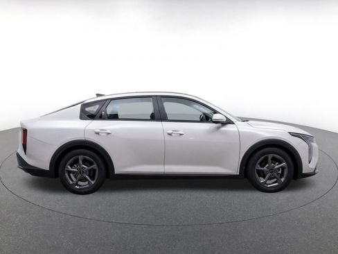 Used 2026 Kia K4 FWD image 9