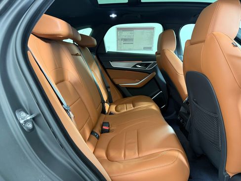 New 2026 Jaguar F-PACE R-Dynamic S image 27