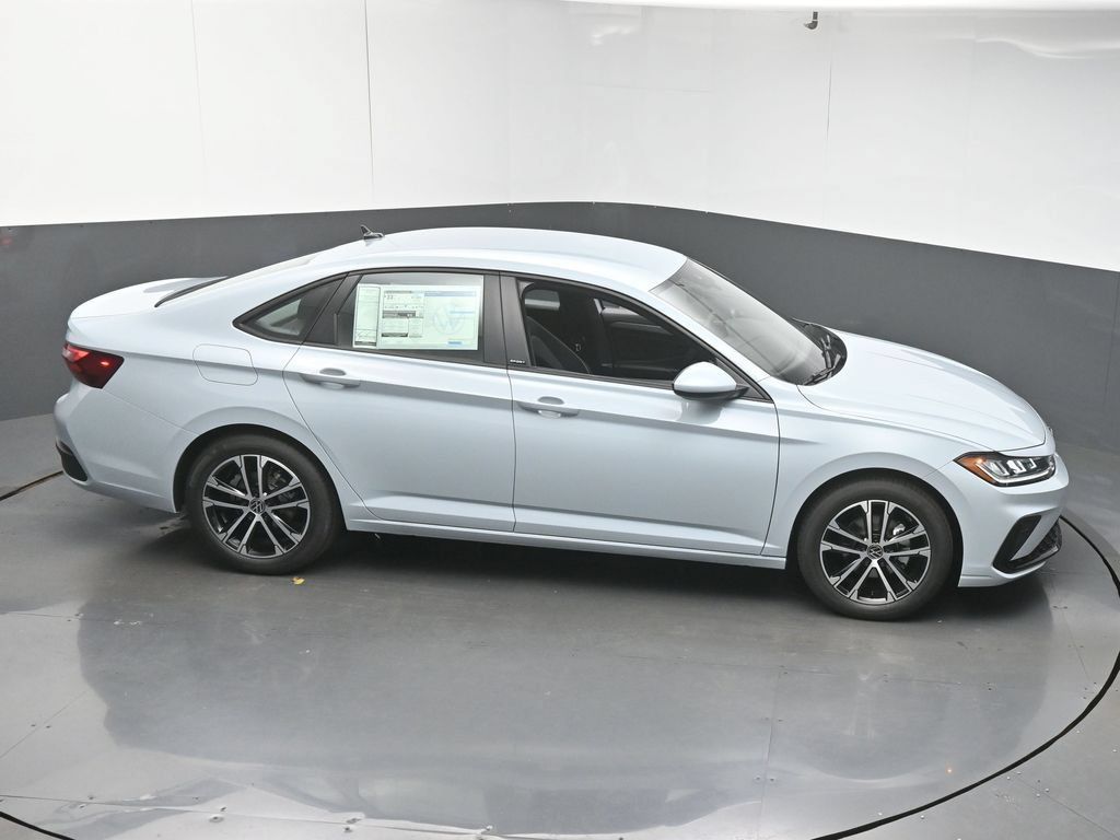 Used 2026 Volkswagen Jetta Sport FWD image 48