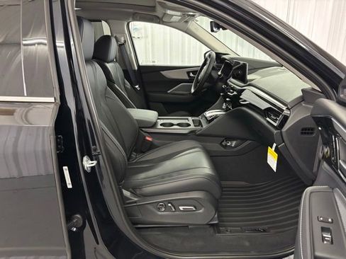 Certified 2026 Acura MDX FWD w/ Technology Package image 28