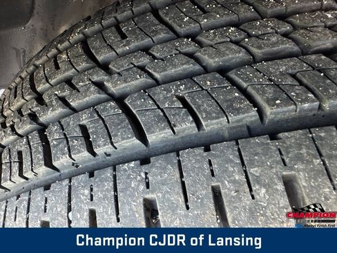 Used 2021 Jeep Compass Limited AWD/4WD image 32