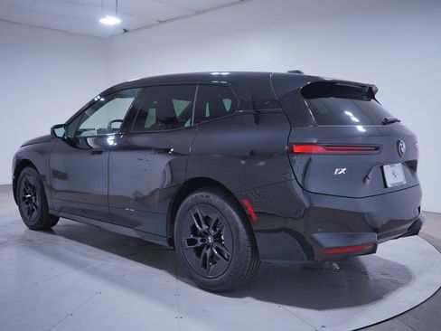 Used 2026 BMW iX xDrive45 image 3