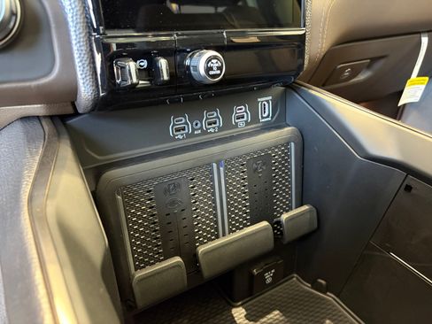 New 2026 RAM 1500 Limited AWD/4WD image 28