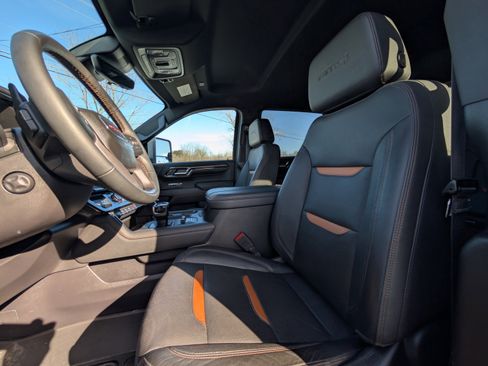 Used 2023 GMC Sierra 1500 AT4 w/ AT4 Premium Package image 36