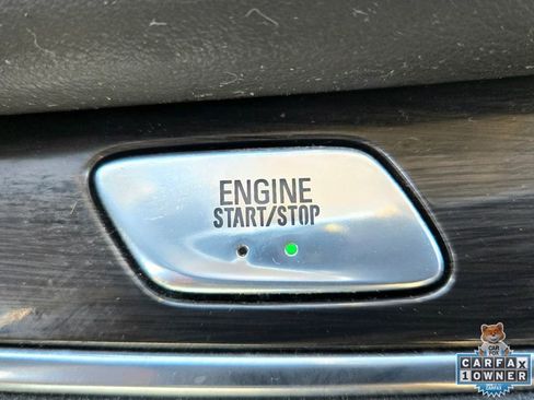 Used 2019 Buick Enclave Essence image 35