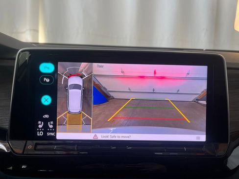 Certified 2024 Volkswagen Atlas SEL Premium R-Line AWD/4WD image 18