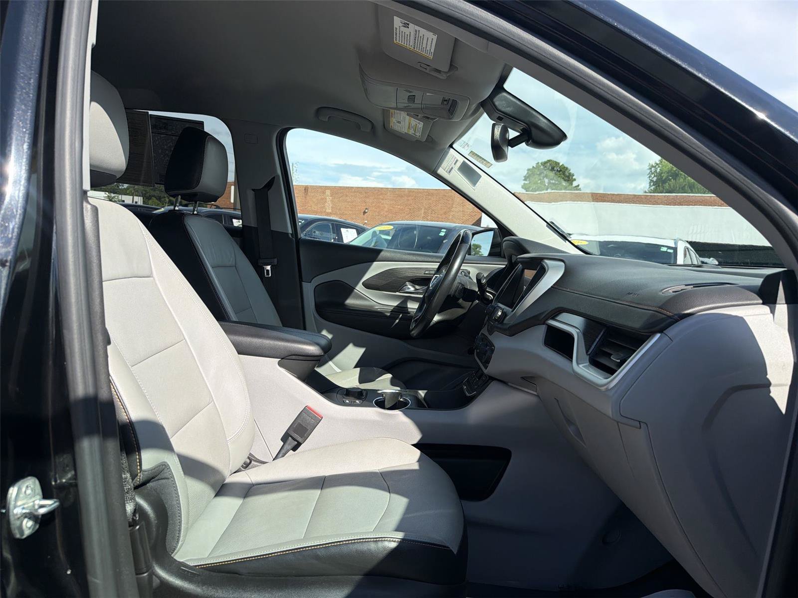 Used 2021 GMC Terrain SLT w/ Infotainment Package II FWD image 25