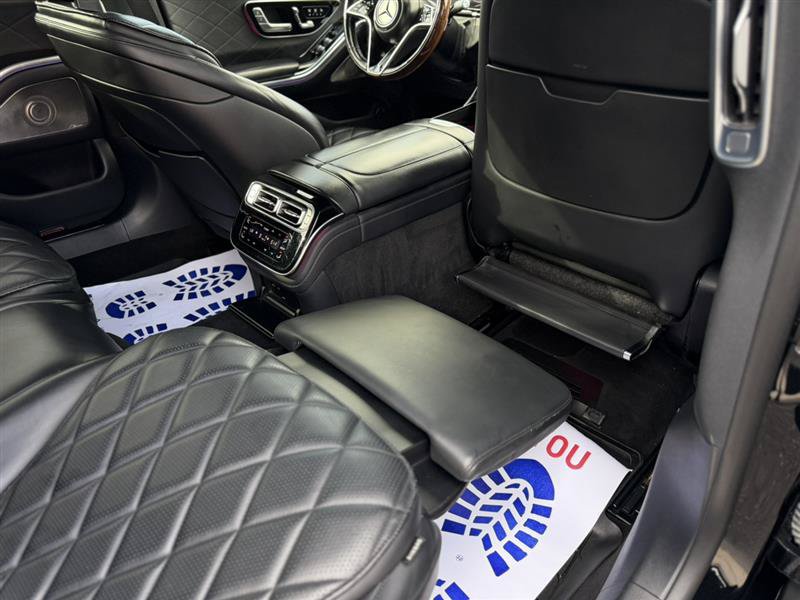 Used 2022 Mercedes-Benz S 580 4MATIC Sedan w/ Rear Seat Package image 61