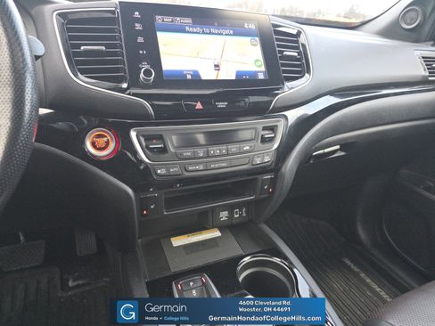 Certified 2021 Honda Ridgeline Black Edition image 12