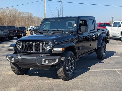 New 2026 Jeep Gladiator Sport image 4