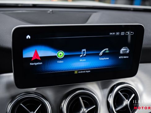 Used 2018 Mercedes-Benz GLA 250 4MATIC image 19