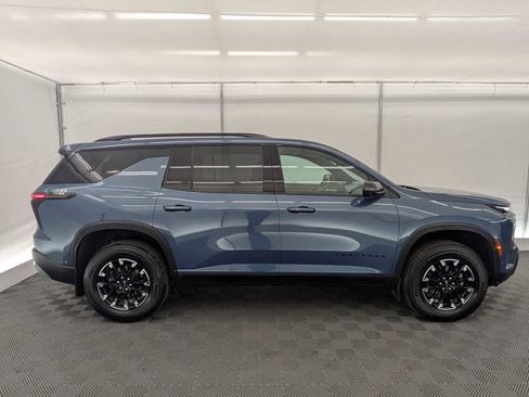 Used 2024 Chevrolet Traverse Z71 w/ Enhanced Driving Package AWD/4WD image 7