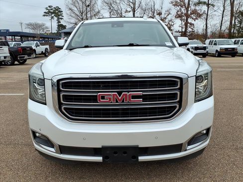 Used 2018 GMC Yukon SLT w/ Open Road Package image 2