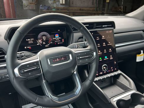 New 2026 GMC Terrain Elevation FWD image 21