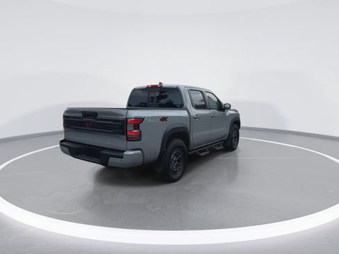Used 2025 Nissan Frontier PRO-4X AWD/4WD image 11