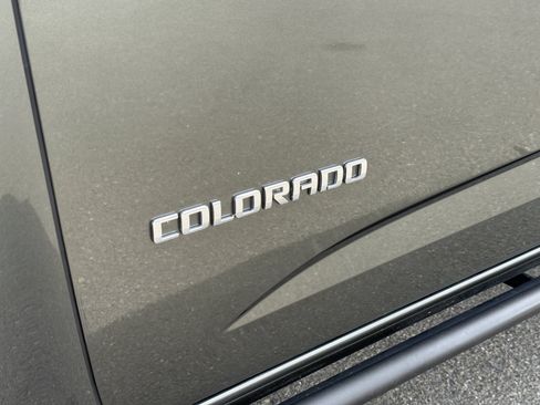Used 2017 Chevrolet Colorado ZR2 AWD/4WD image 35