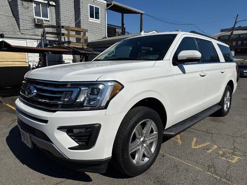 Used 2020 Ford Expedition Max XLT w/ Equipment Group 202A image 3