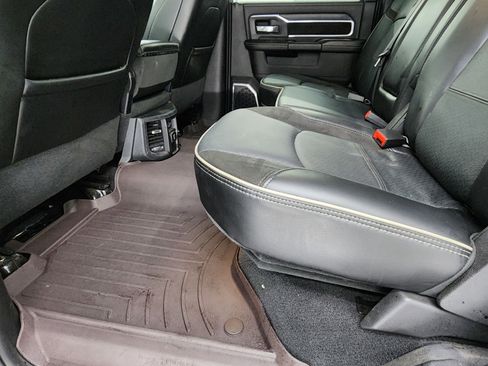 Used 2024 RAM 2500 Laramie w/ Night Edition image 41