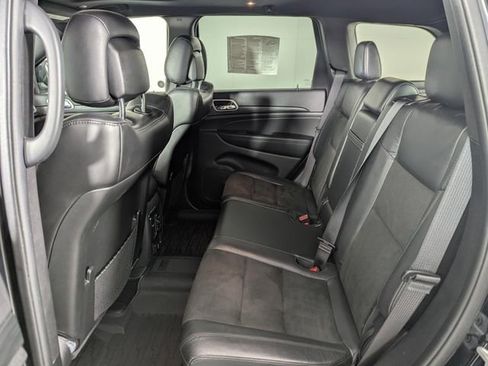 Used 2020 Jeep Grand Cherokee Altitude image 21