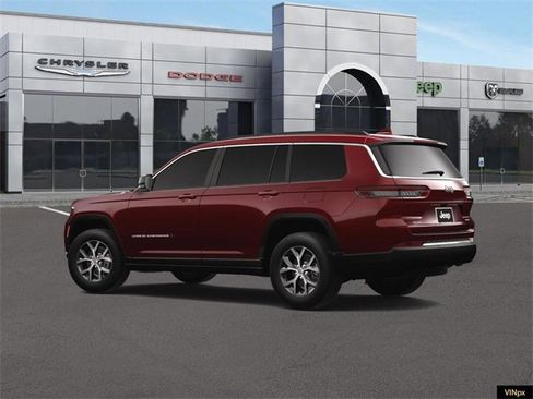 Used 2023 Jeep Grand Cherokee L Limited image 4