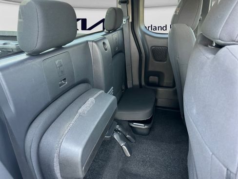 Used 2024 Nissan Frontier S w/ S Utility Package RWD image 18