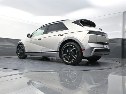New 2026 Hyundai Ioniq 5 Limited image 36
