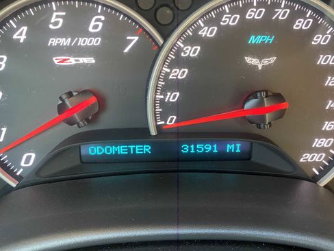 Used 2008 Chevrolet Corvette Z06 w/ Preferred Equipment Group image 9