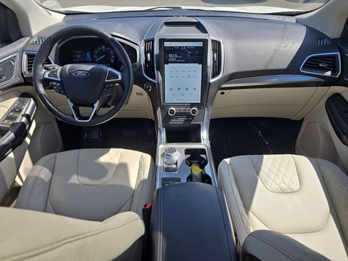Used 2023 Ford Edge Titanium w/ Class II Trailer Tow Package AWD/4WD image 32