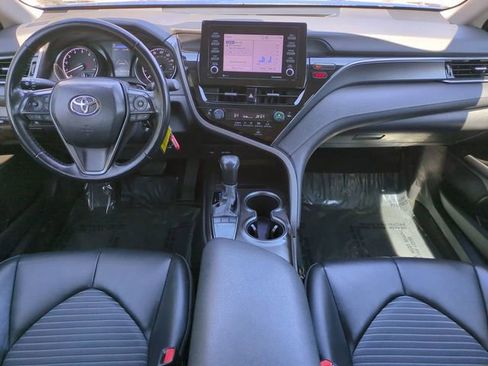 Used 2024 Toyota Camry SE image 14