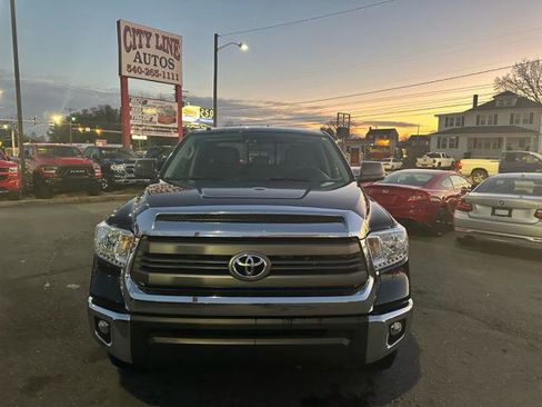 Used 2015 Toyota Tundra SR5 image 3