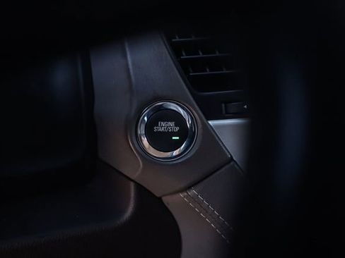 Used 2019 GMC Yukon Denali w/ Denali Ultimate Package AWD/4WD image 42