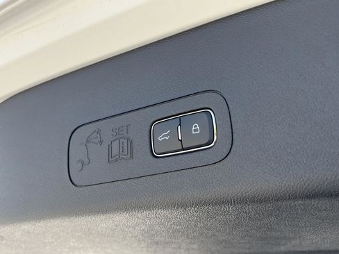 New 2026 Lincoln Aviator 2WD image 28