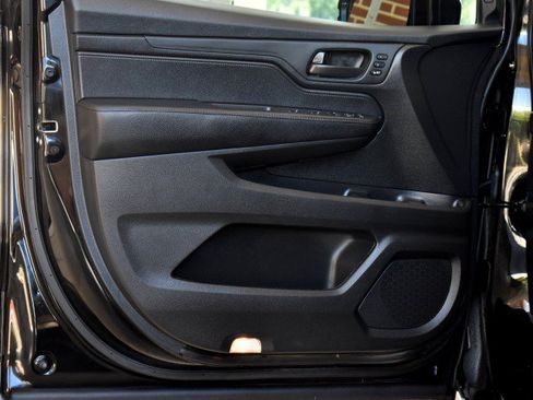 Used 2023 Honda Odyssey Sport image 29