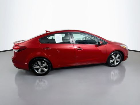 Used 2018 Kia Forte S w/ S Technology Plus Package FWD image 8