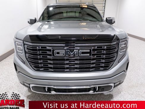Used 2025 GMC Sierra 1500 Denali Ultimate image 7