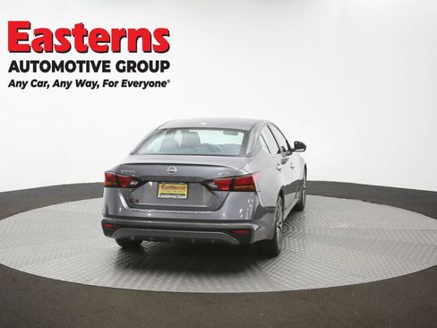 Used 2023 Nissan Altima 2.5 SV FWD image 37