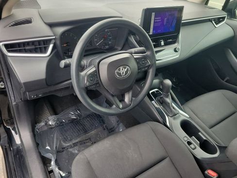 Used 2023 Toyota Corolla LE image 22