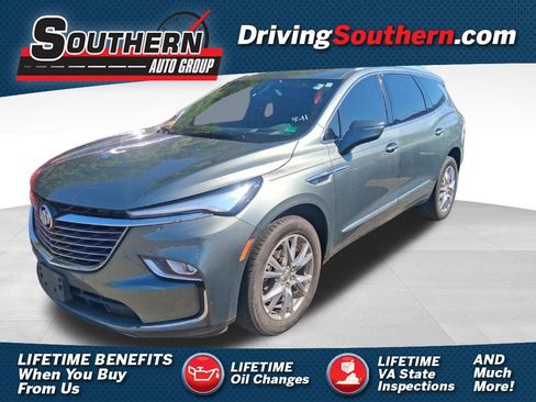 Used 2023 Buick Enclave Premium w/ Experience Buick Package FWD image 1