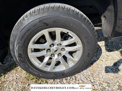 Used 2021 Chevrolet Silverado 1500 RST AWD/4WD image 34