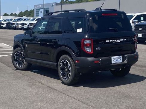 New 2025 Ford Bronco Sport Outer Banks AWD/4WD image 16