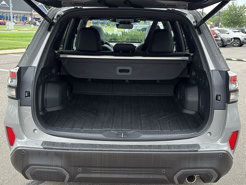 Used 2025 Subaru Forester Limited AWD/4WD image 26
