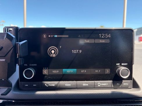 Used 2025 Honda Civic Sport image 16